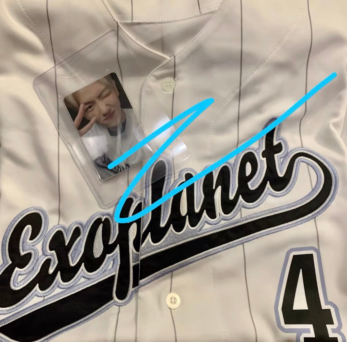 EXO EXIST POPUP jersey & photo card